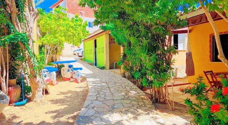 Holiday apartment with yard & terrace in Aracati