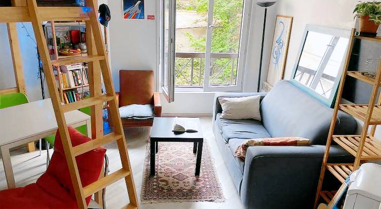 Apartment with 1 room for 4 persons in Pantin