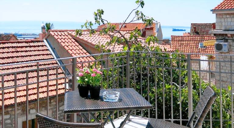 Apartment with terrace | Next to Diocletian's Palace | Pets are welcome — photo 5