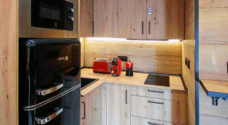 Rental apartment with hot tub — photo 4