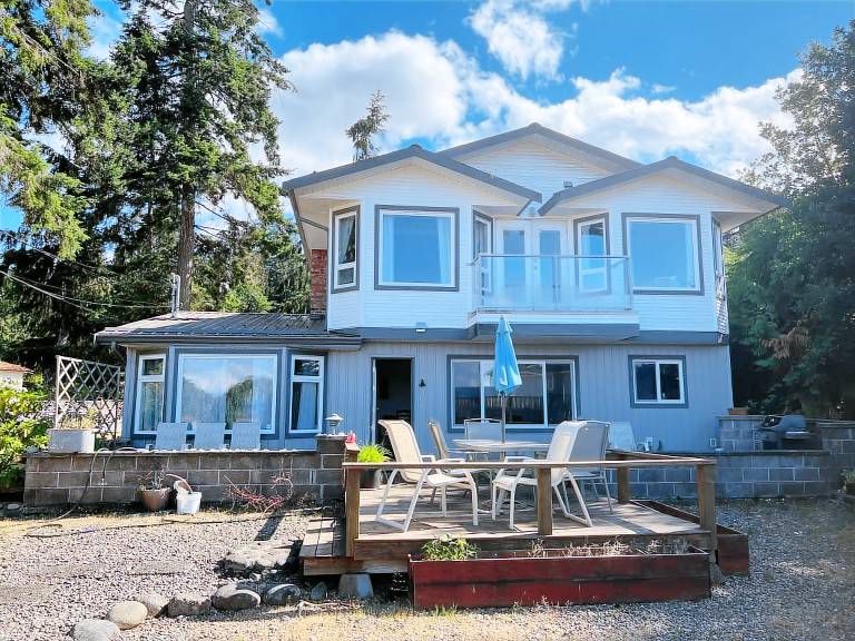 House Hornby Island