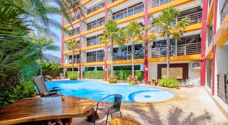 Rental apartment with pool | Pet-friendly — photo 3