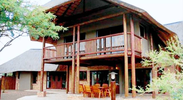 300 m² Chalet