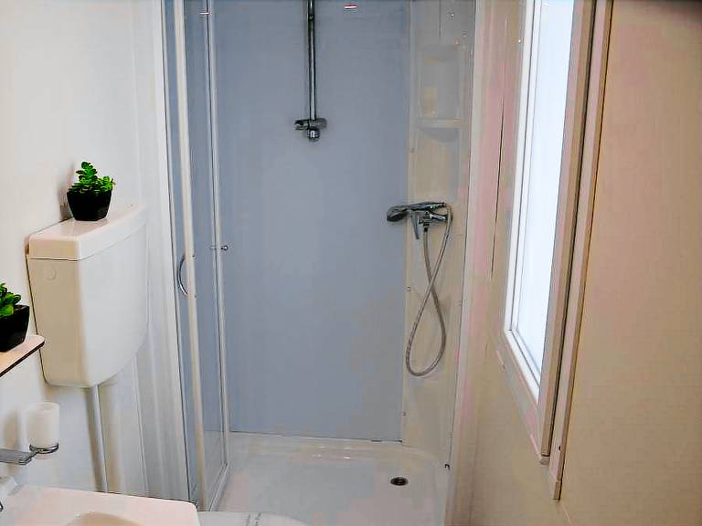 Family-friendly mobile home with patio & pool | Next to the beach | Pets allowed — photo 5