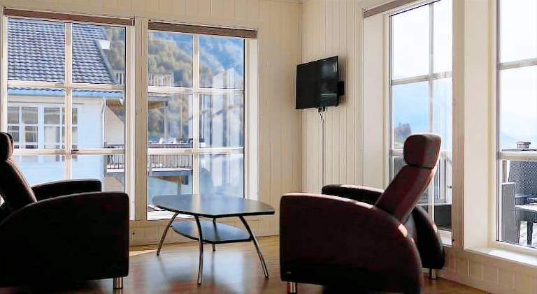 Apartment with patio & sauna — photo 3