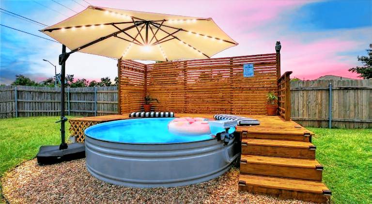 House with pool in Round Rock, TX
