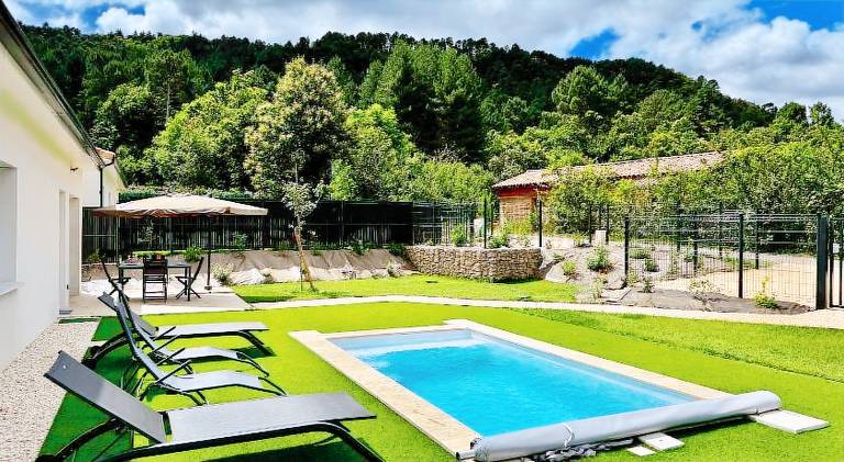 Villa with private pool, terrace & yard in Vals-les-Bains