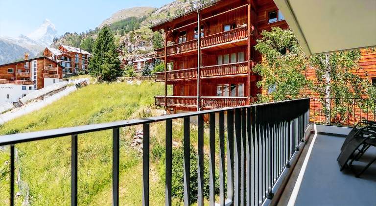 Rental apartment with 2 rooms for 5 persons in Zermatt