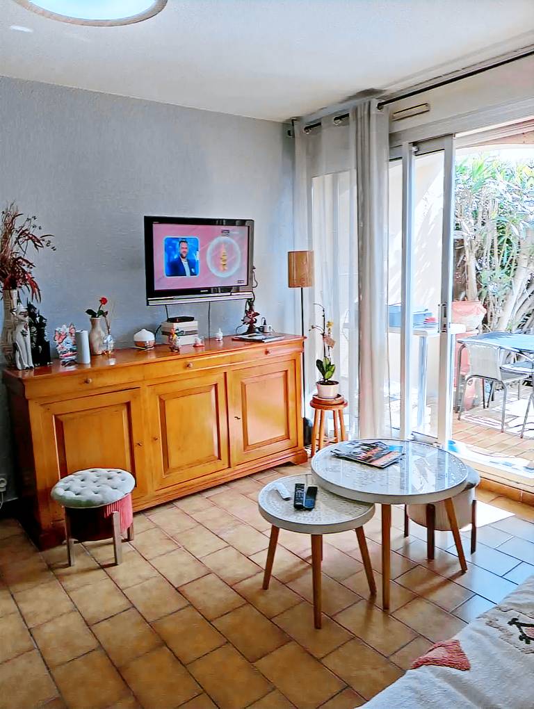 Residence Pier Marines - Cosy apartment T2 in DRC large terrace marina view wifi and parking — photo 4