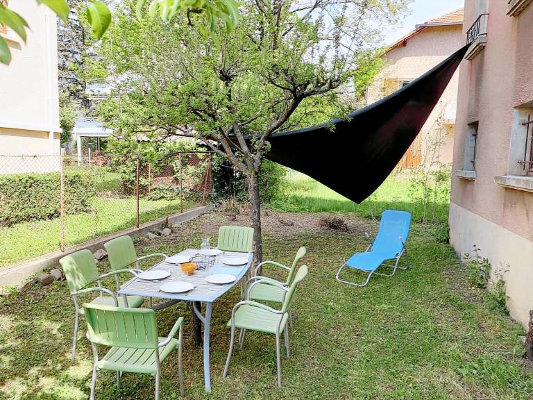 Gite with garden — photo 3