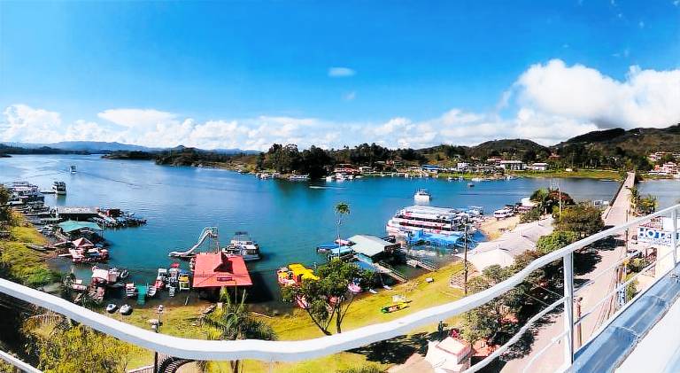 Rental apartment with patio | Pets allowed in Guatapé