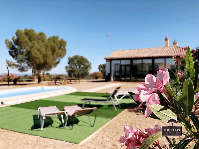 Casa Castilblanco de los Arroyos