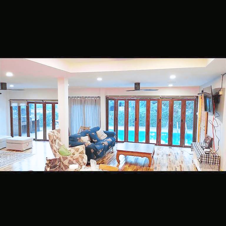 Vacation home with patio, grill & yard | Perfect for remote work — photo 2
