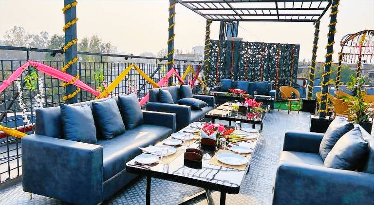 Hotel President Agra near Taj mahal — photo 3