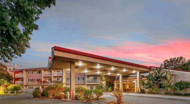 Best Western Plus Garden Court Inn in Fremont, CA
