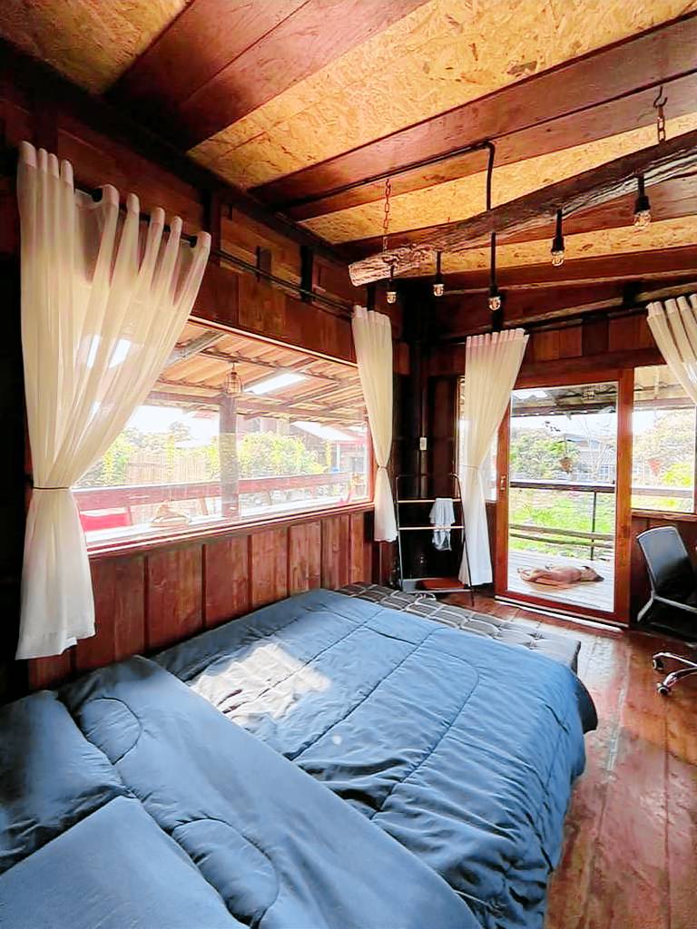 Boutique Cabin · Peaceful Mountain View — photo 4