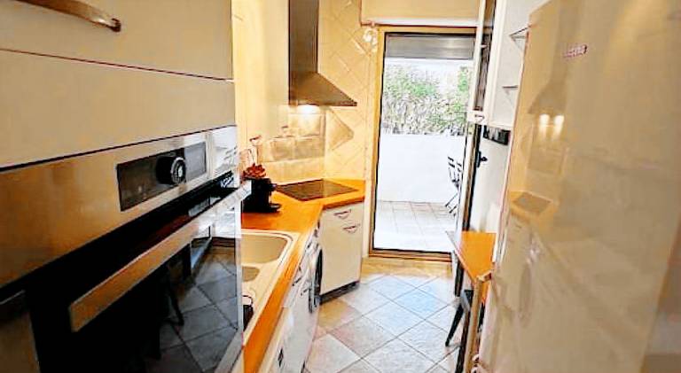 Apartment with terrace & yard | Good for workation — photo 5