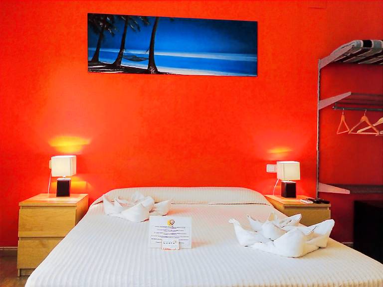 Barcelona City North Hostal in San Ramon, CA