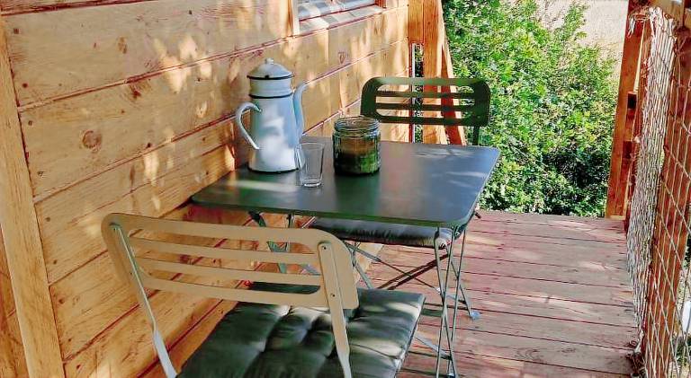 Cabane perchee et le chene — photo 5