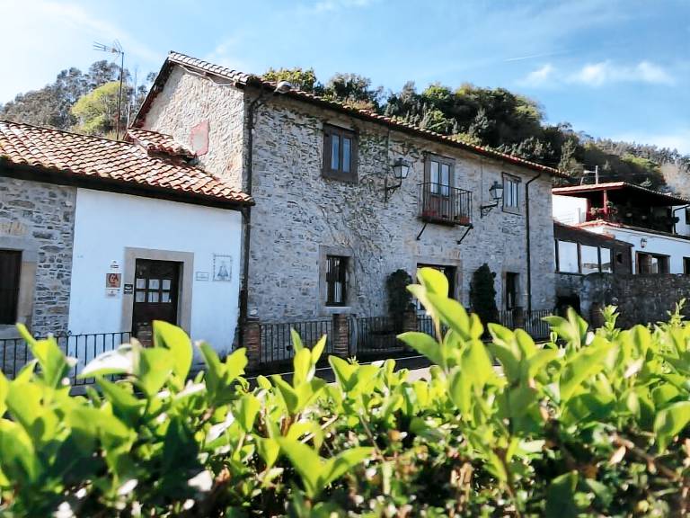 Villa  Ambás