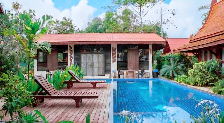 Beautiful villa with sauna, patio & jacuzzi | Dogs allowed in Sa Khu