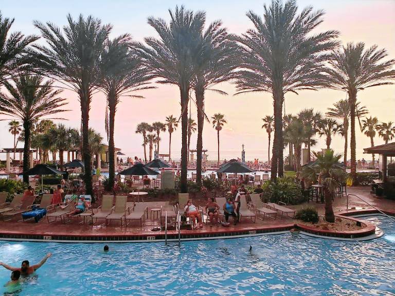 Condo Long Beach Resort