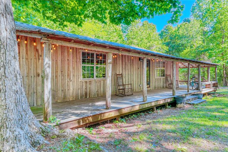 Cabin  Athens