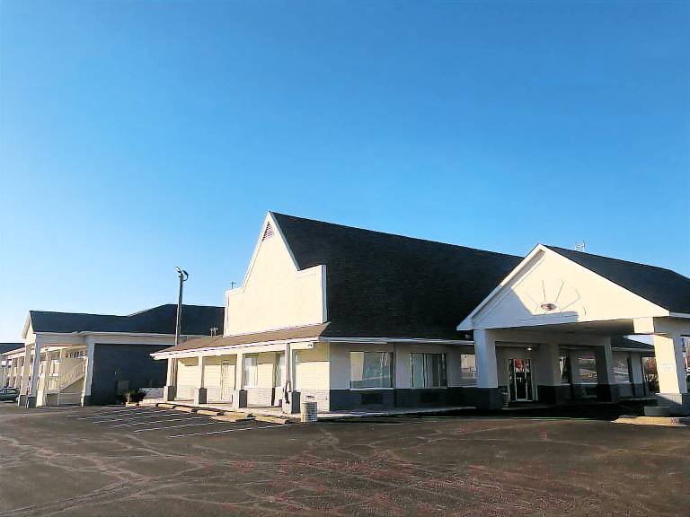 Days Inn by Wyndham Indianapolis South