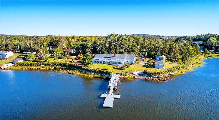 OCEAN BAY VIEW Luxury Guesthouse in Halifax, NS