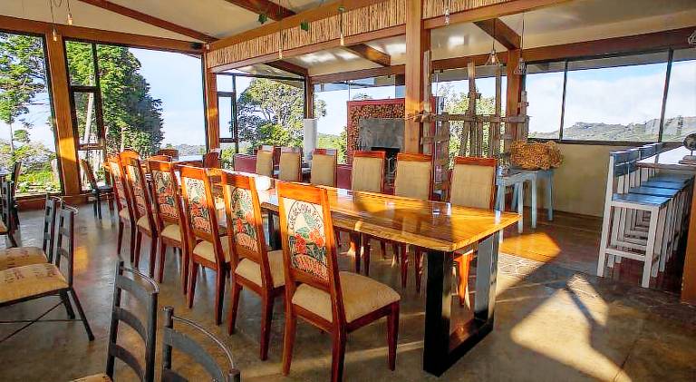Pleasant lodge with yard & patio | Pets are welcome — photo 4