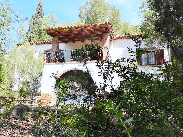 Villa with yard | Mountain view — photo 2