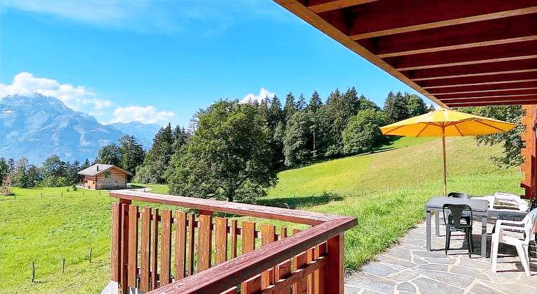 PetitChevrier - 6BR Spacious Chalet in Villars - Designed for Accessibility — photo 3