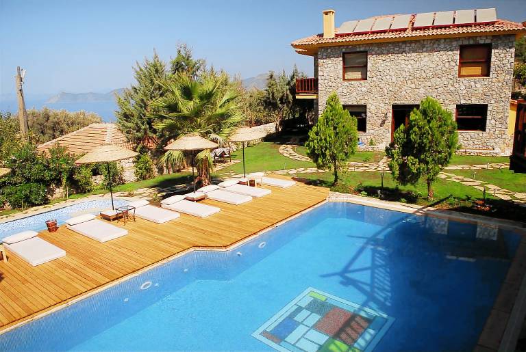 Villa with jacuzzi, private pool & BBQ — photo 3