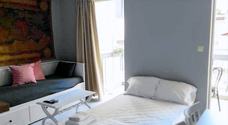 Holiday apartment with 1 room for 6 persons in Patras