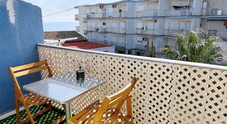 Holiday apartment with terrace | Next to the beach | Dogs allowed — photo 4