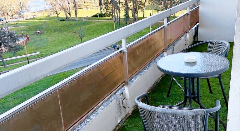 Holiday apartment with patio — photo 5