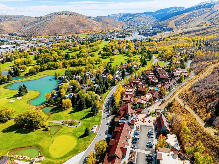 Unbeatable Location, Hot Tub, Luxury Townhome Park City Silver Star Ultimate! Ski In- Out! — photo 5