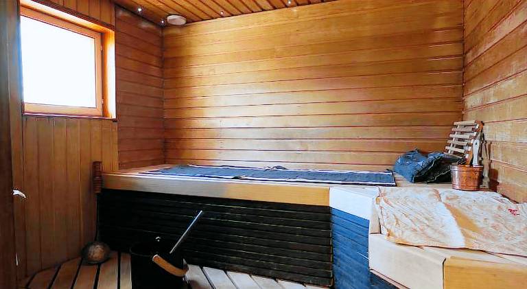 Villa with 4 rooms for 14 persons — photo 4