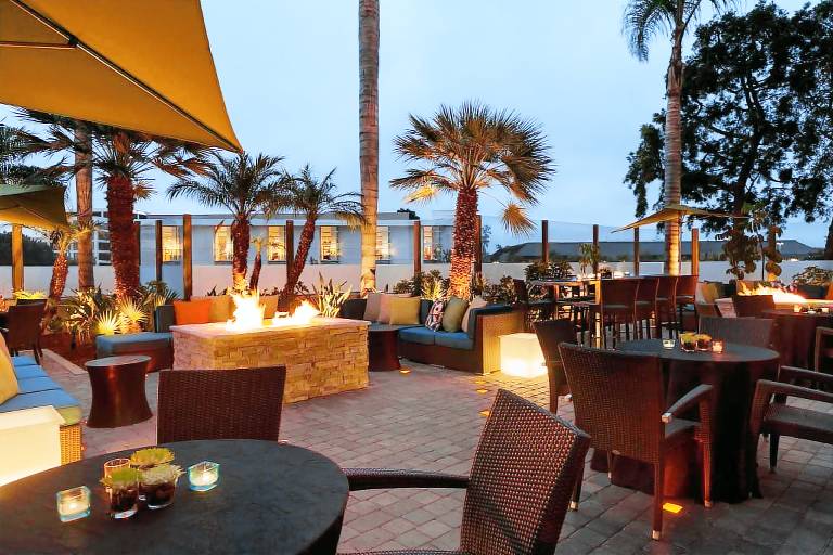 Embassy Suites by Hilton San Diego La Jolla — photo 2