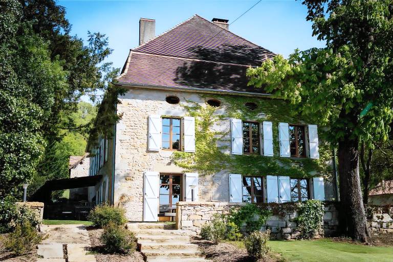 Large Charming House La Rivière, Heated Pool, Sleeps 15 — photo 3