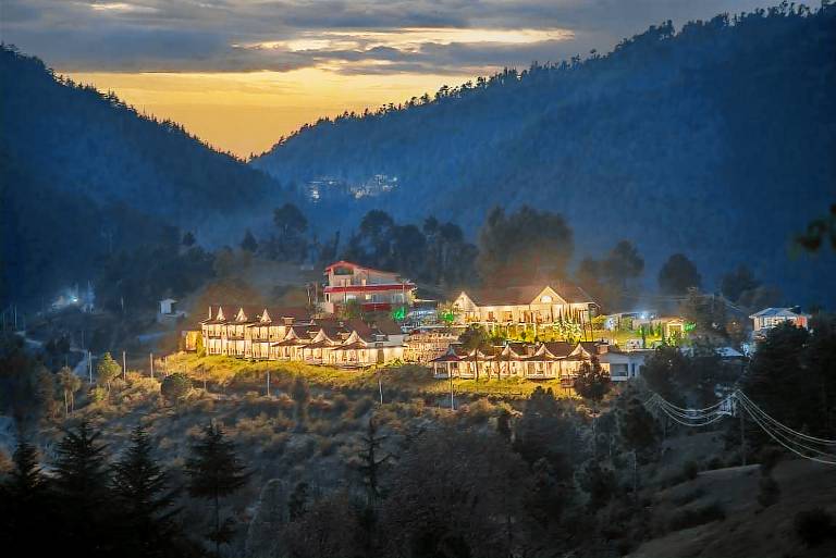 Chails Hamlet Resort