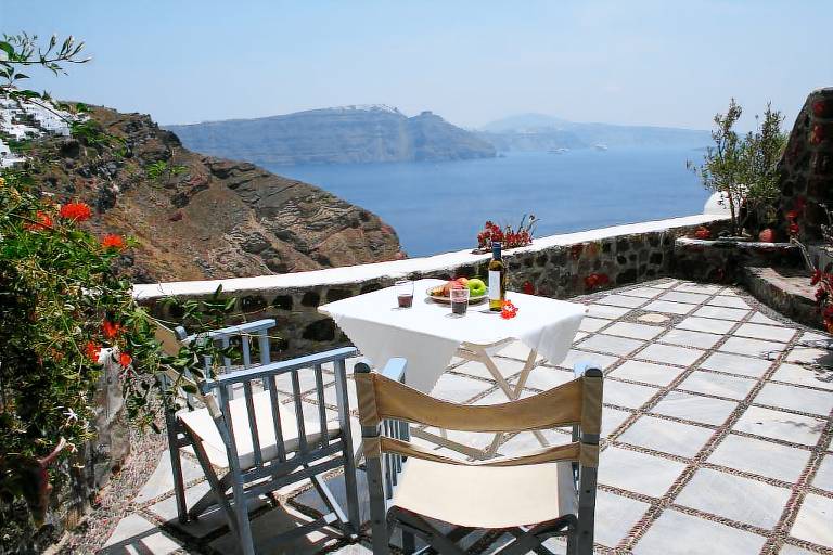 Rental apartment with patio | Perfect for remote work — photo 3