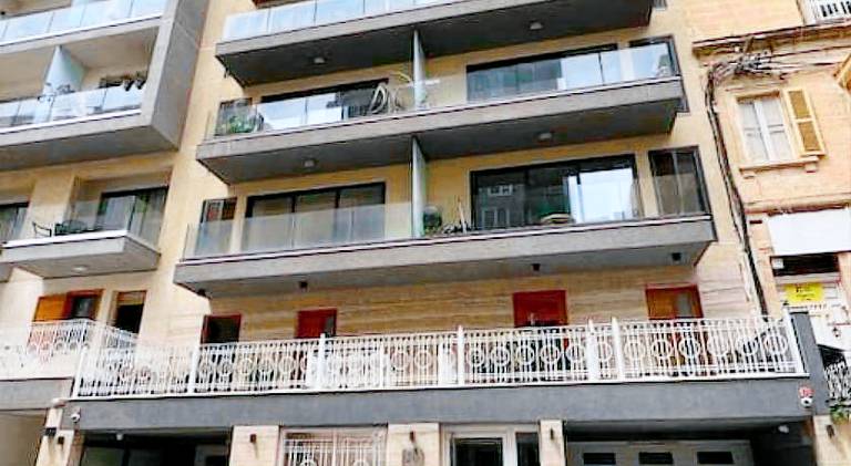 Rental apartment with terrace — photo 4