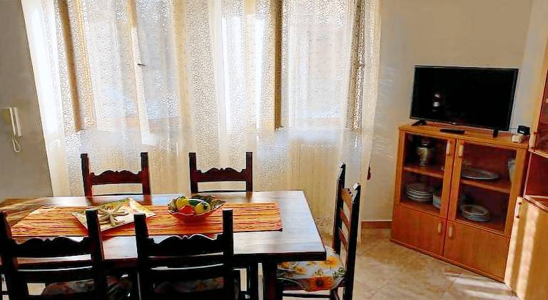 Rental apartment with 4 rooms for 6 persons — photo 5