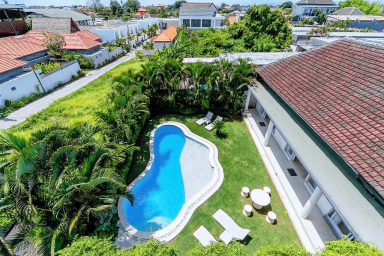 Beautiful villa with private pool, terrace & yard | Dogs allowed — photo 5