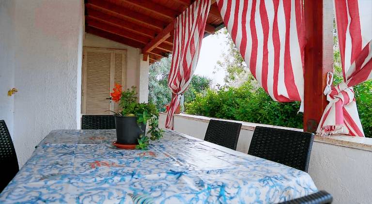 House with terrace, barbeque & garden — photo 5