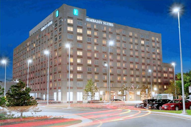 Embassy Suites by Hilton Boston at Logan Airport — photo 4