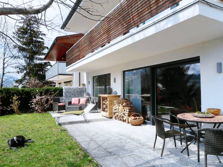 Family-friendly holiday apartment with garden & patio | Pets are welcome — photo 2