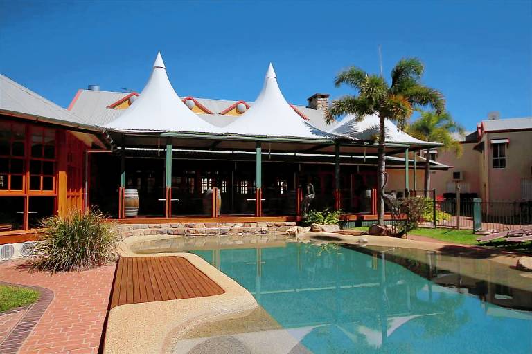 Resort Tinaroo
