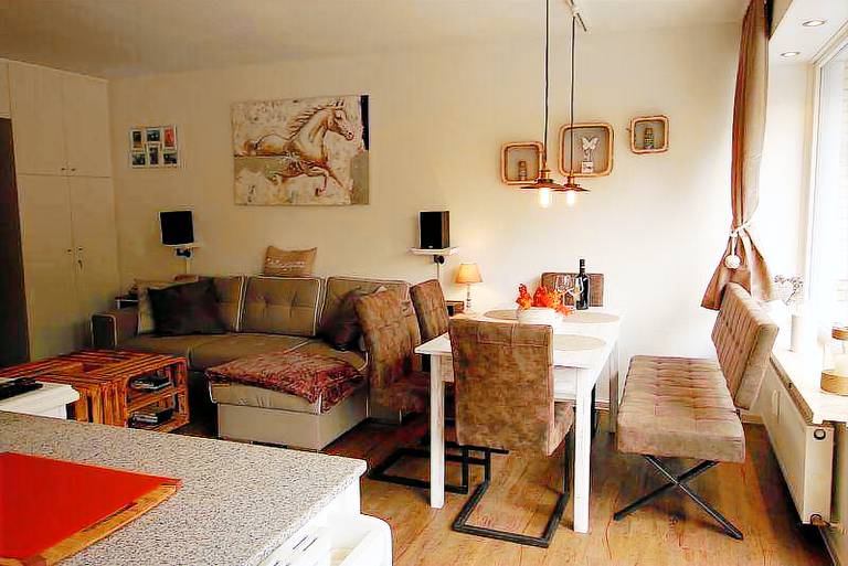 Holiday apartment with garden, sauna & pool — photo 3